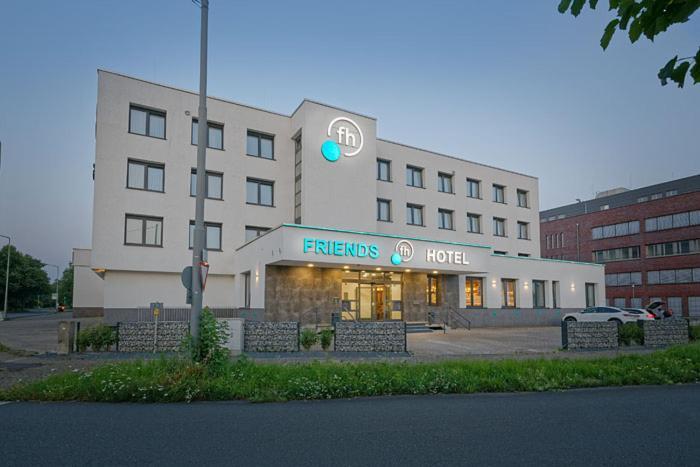 Friends Hotel Duesseldorf-Airport Ratingen Buitenkant foto